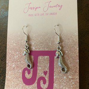 NEW Jessipa Jewelry Silver Seahorse Earrings